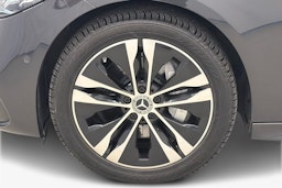 harmaa Mercedes-Benz C 2023 kuva 11.