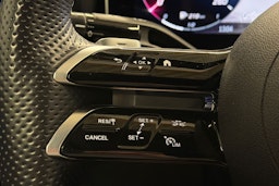 harmaa Mercedes-Benz C 2023 kuva 16.