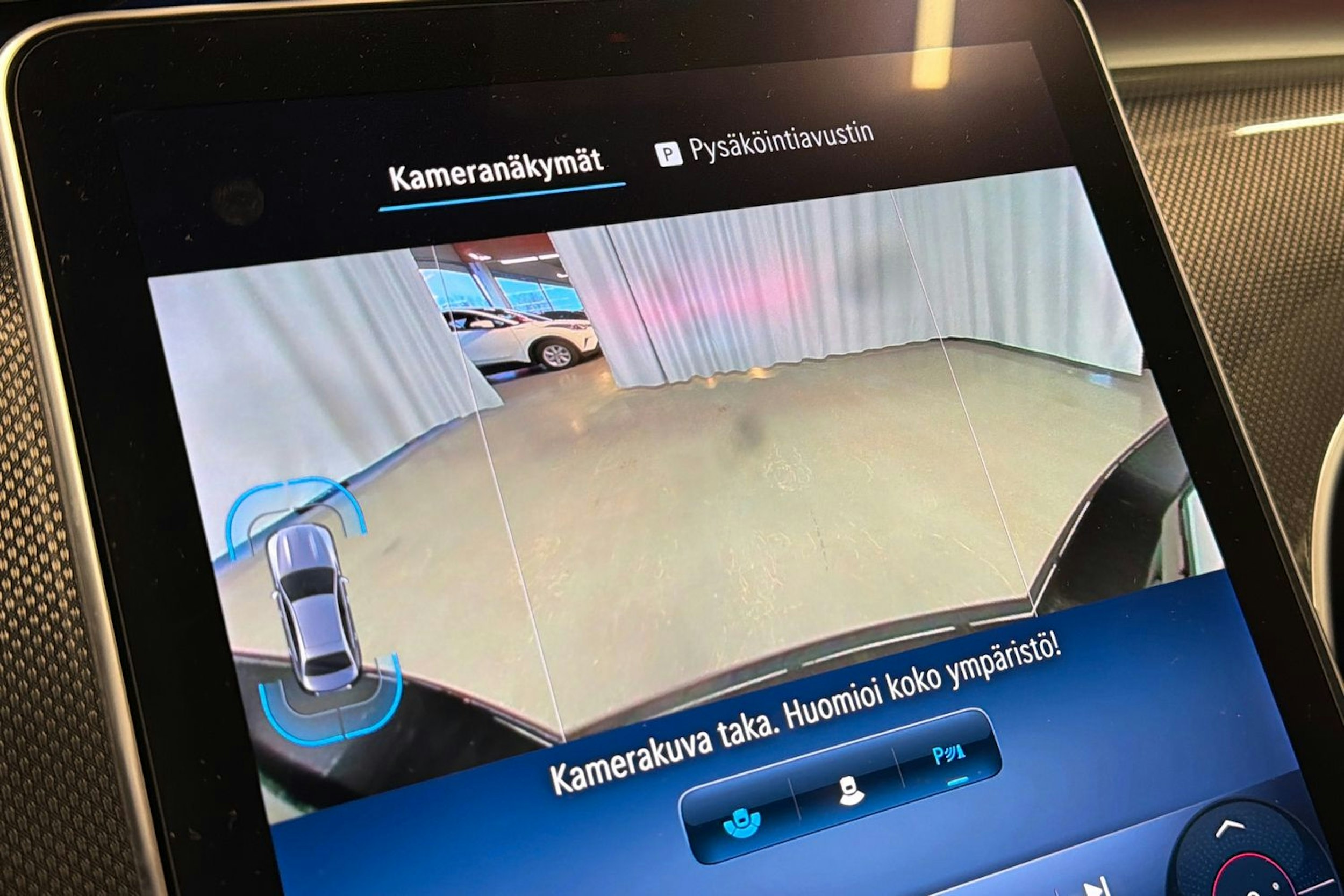 harmaa Mercedes-Benz C 2023 kuva 22.