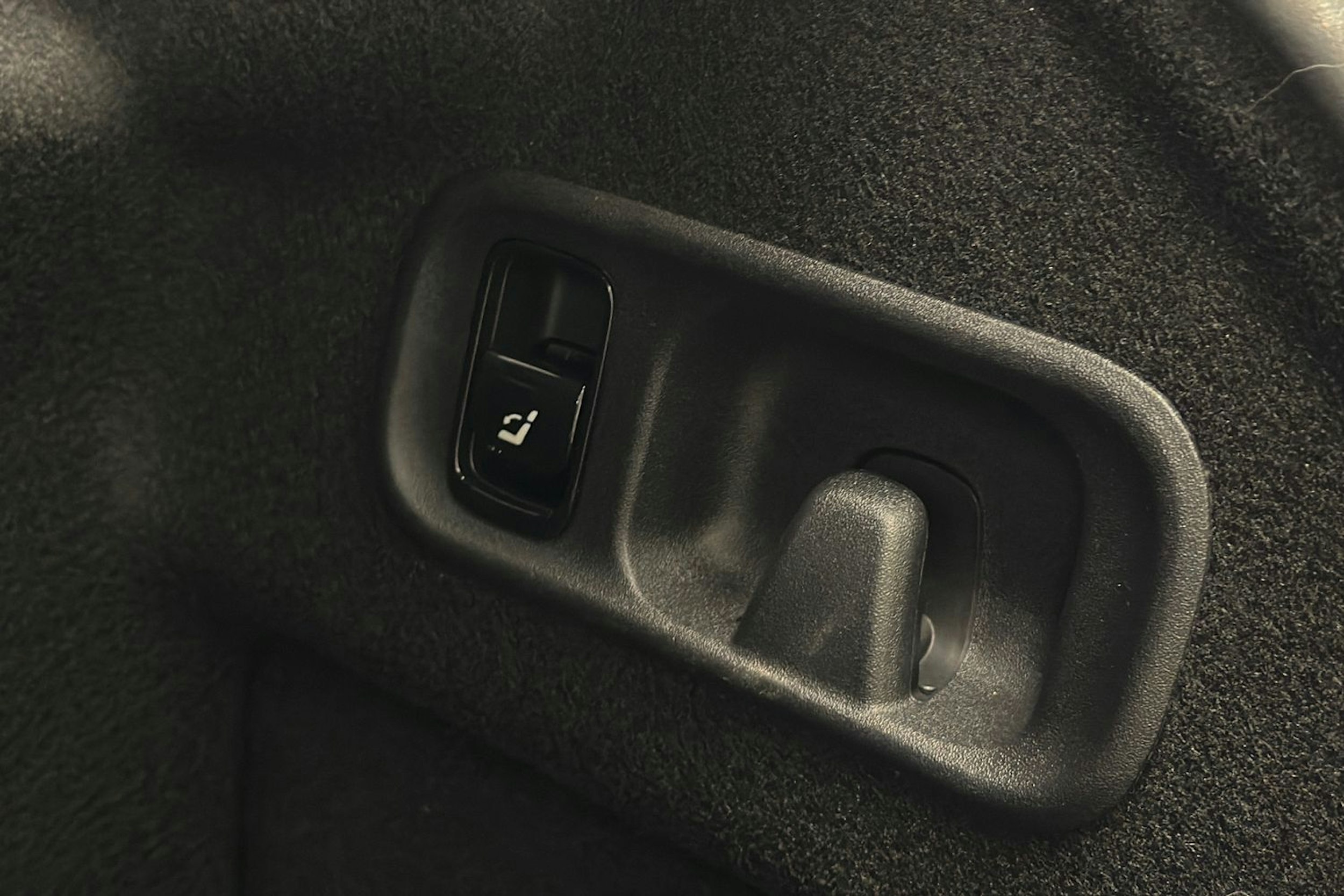 harmaa Mercedes-Benz C 2023 kuva 33.