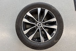 vihreä Mercedes-Benz C 2023 kuva 38.