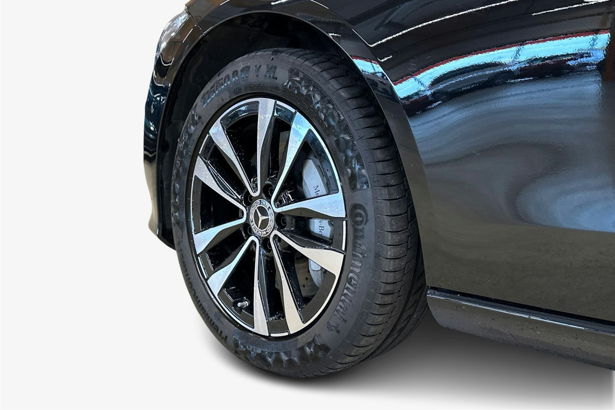 musta Mercedes-Benz C 2023 kuva 11.