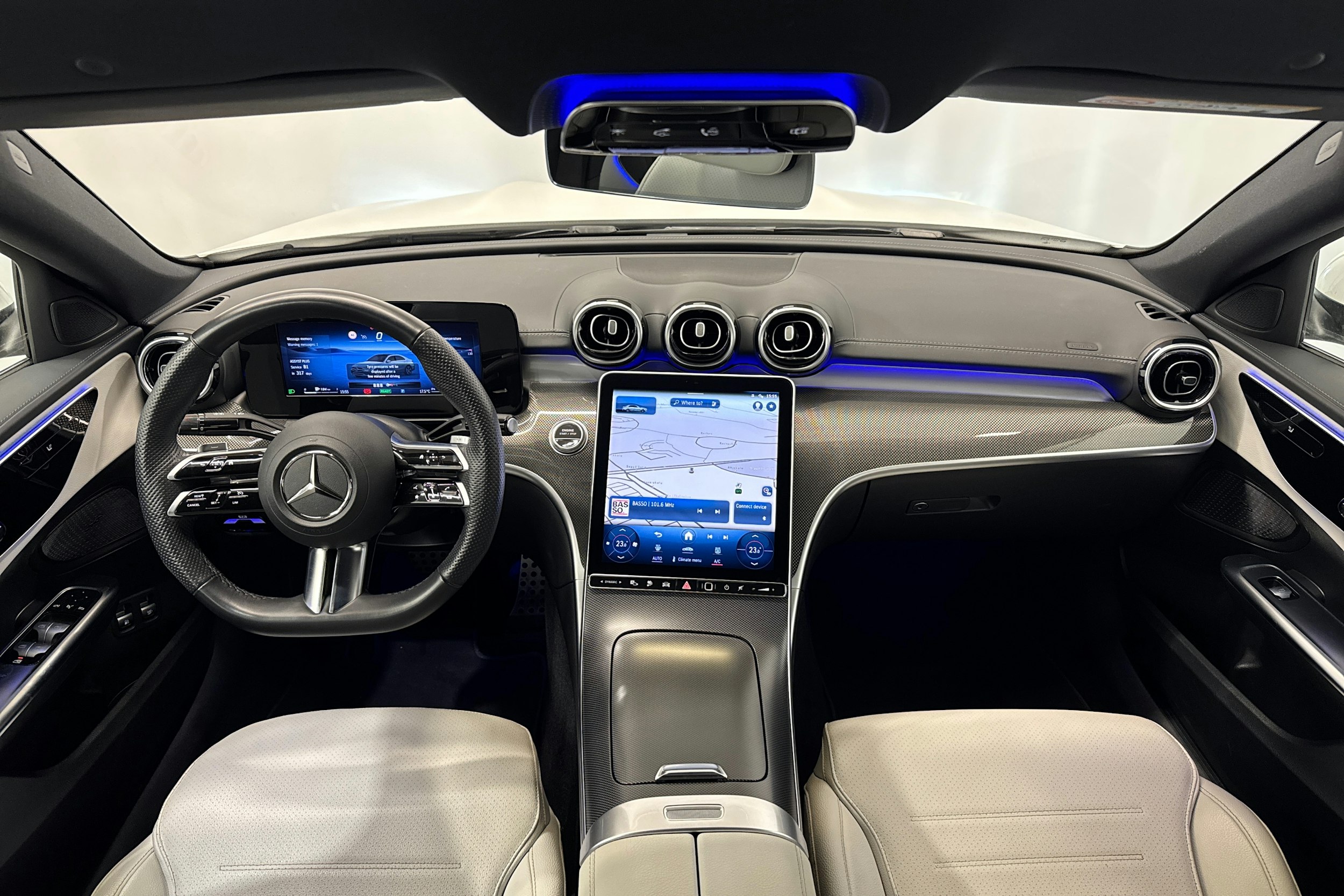 valkoinen Mercedes-Benz C 2023 kuva 14.