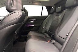 valkoinen Mercedes-Benz C 2023 kuva 10.