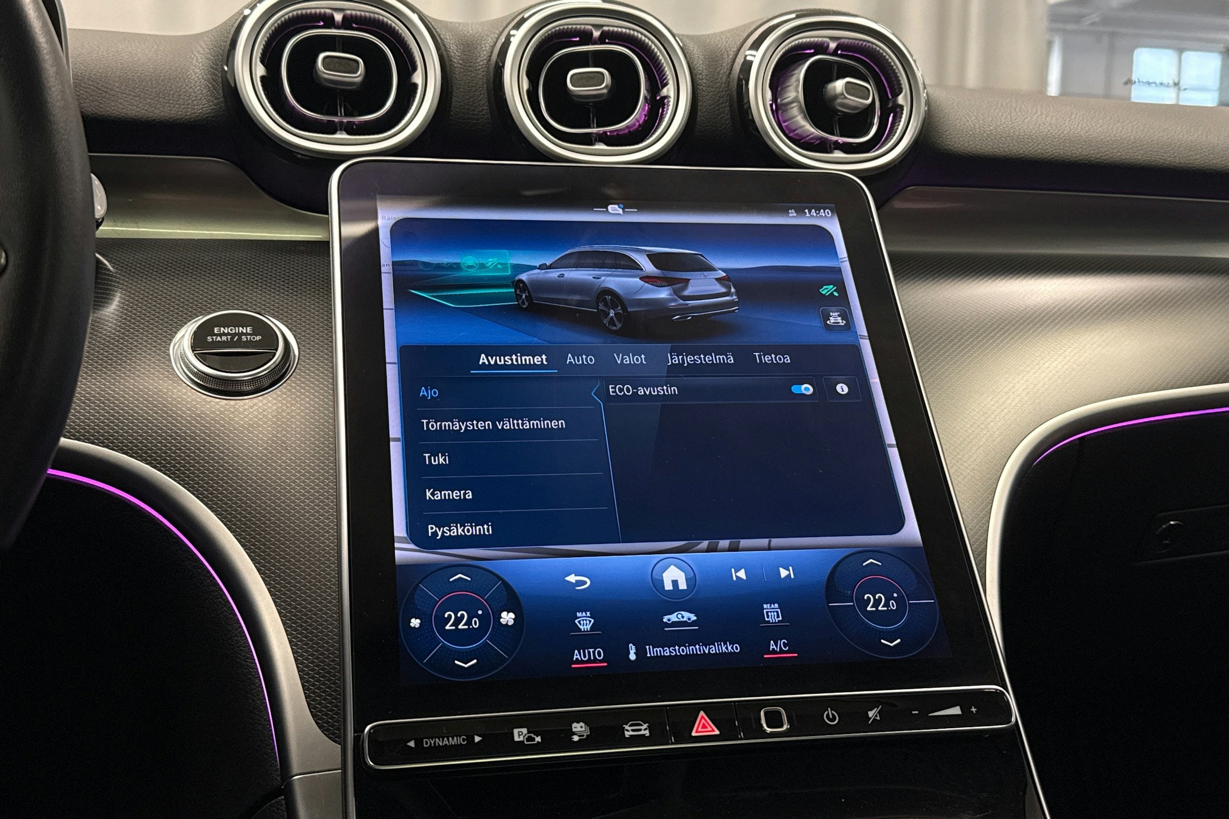 valkoinen Mercedes-Benz C 2023 kuva 19.