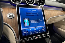 musta Mercedes-Benz C 2023 kuva 21.