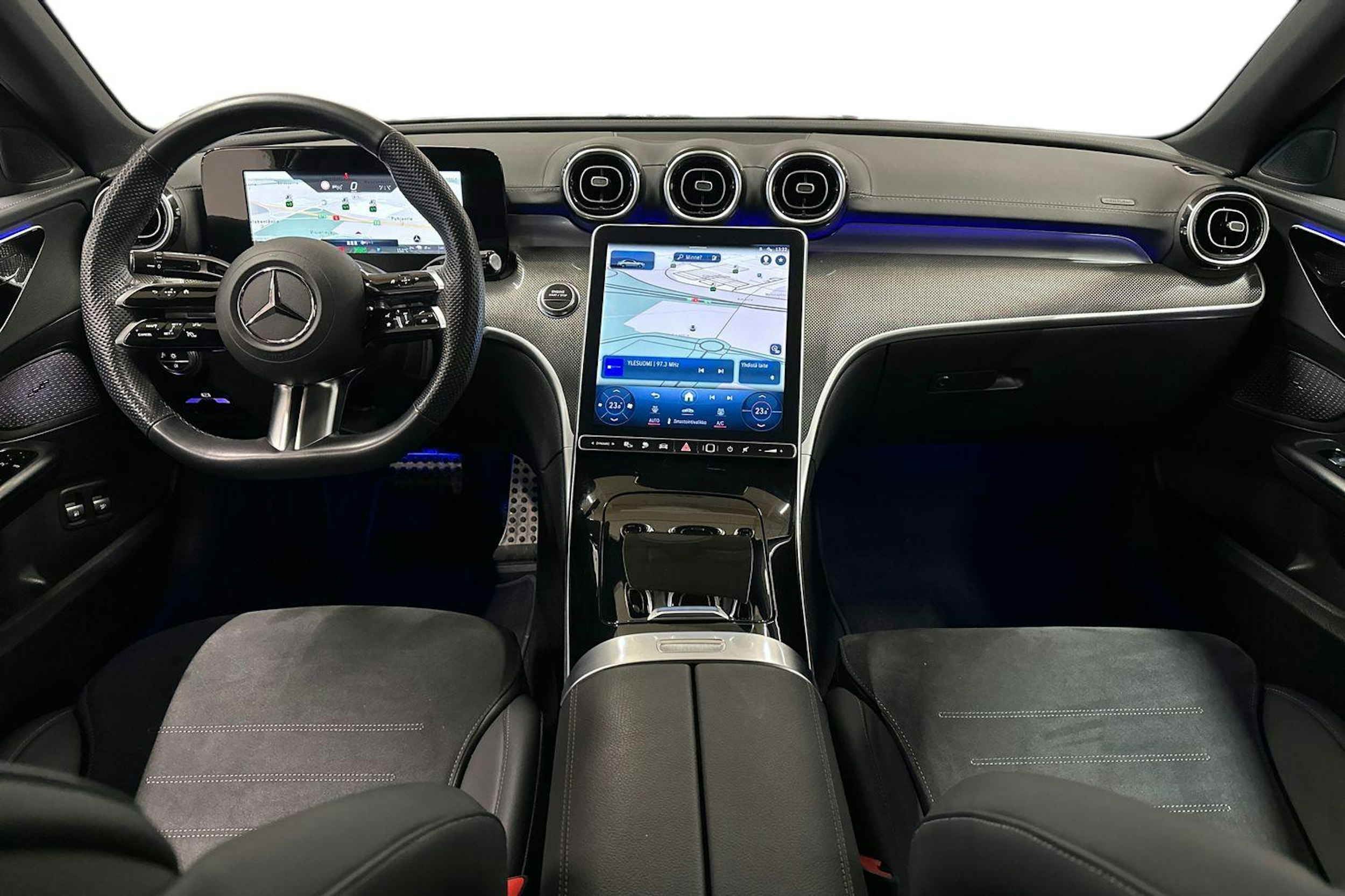musta Mercedes-Benz C 2023 kuva 9.