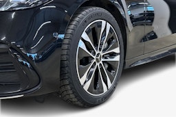 musta Mercedes-Benz C 2023 kuva 11.