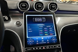 musta Mercedes-Benz C 2023 kuva 17.