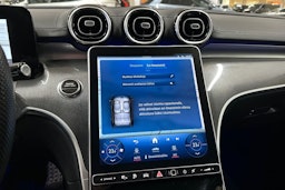 musta Mercedes-Benz C 2023 kuva 18.