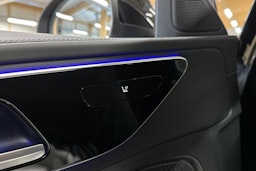 musta Mercedes-Benz C 2023 kuva 25.