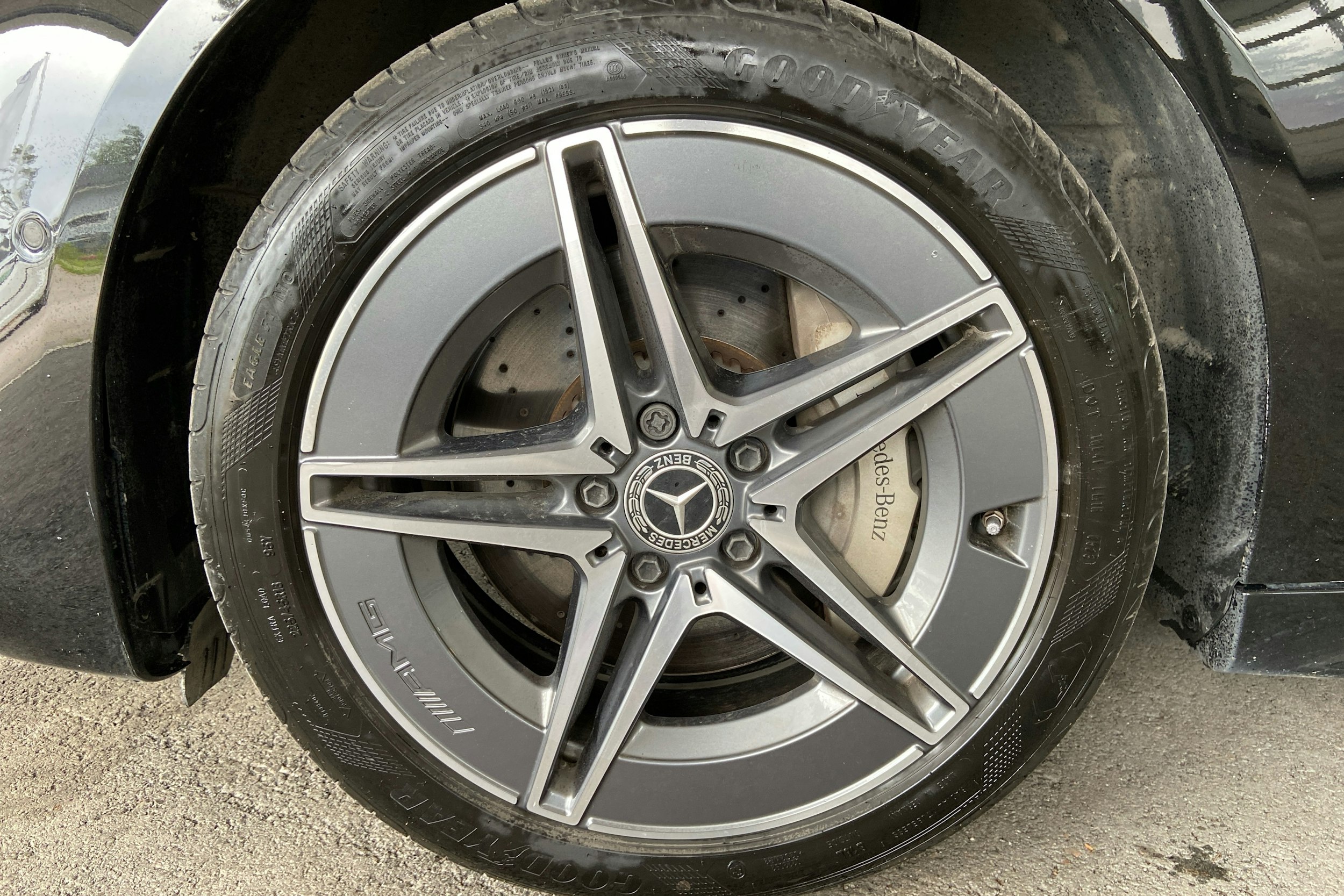 musta Mercedes-Benz C 2023 kuva 9.