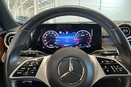valkoinen Mercedes-Benz C 2023 kuva 16.