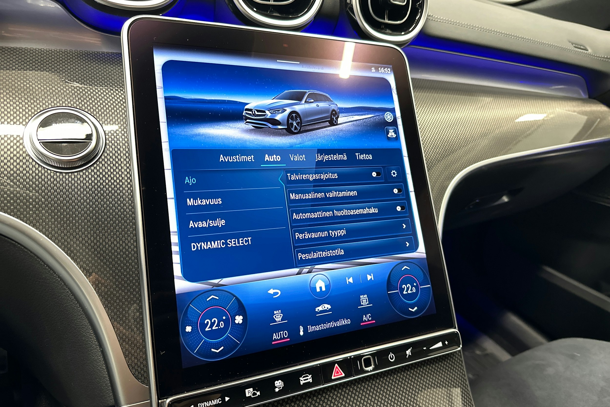 musta Mercedes-Benz C 2024 kuva 25.