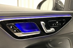 musta Mercedes-Benz C 2024 kuva 29.