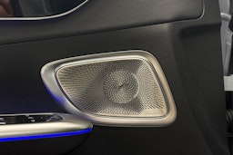 hopea Mercedes-Benz C 2024 kuva 25.
