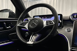 harmaa Mercedes-Benz C 2024 kuva 14.
