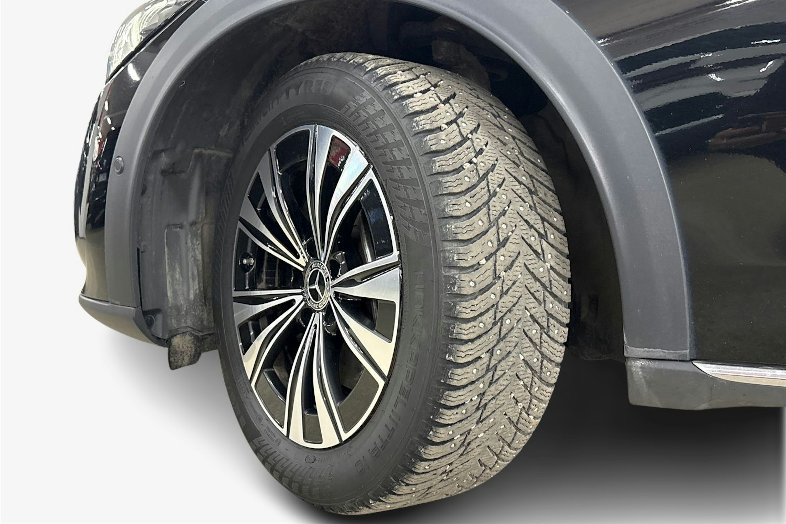 Musta Mercedes-Benz C 2023 kuva 9.