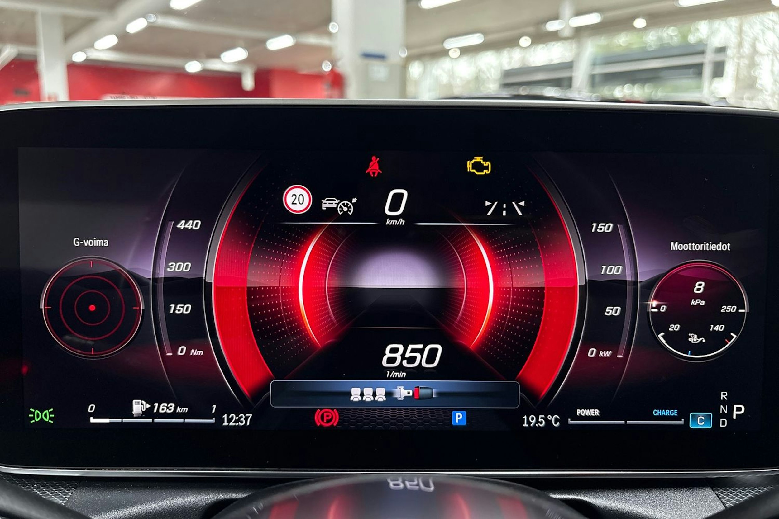 Musta Mercedes-Benz C 2023 kuva 12.