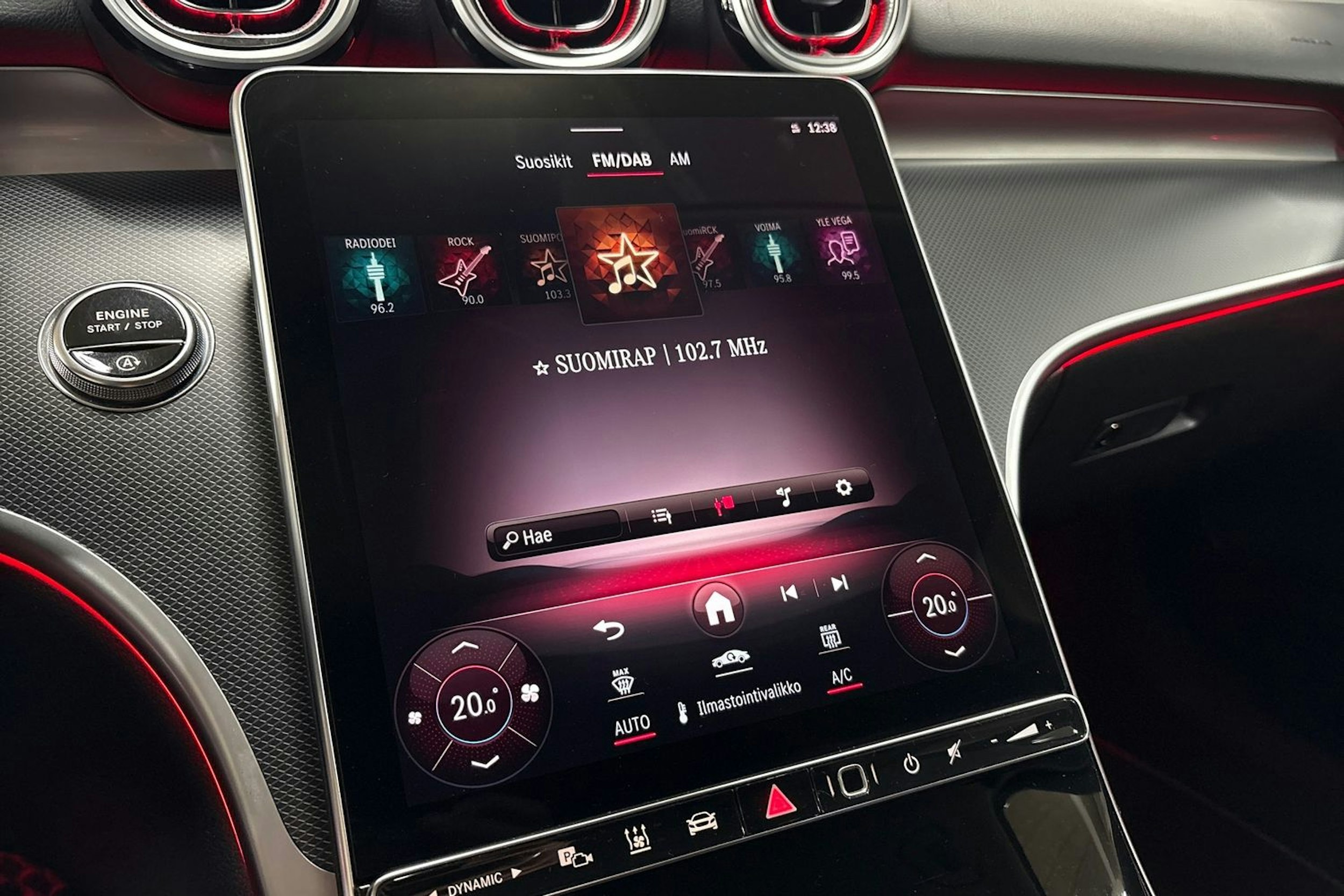 Musta Mercedes-Benz C 2023 kuva 15.