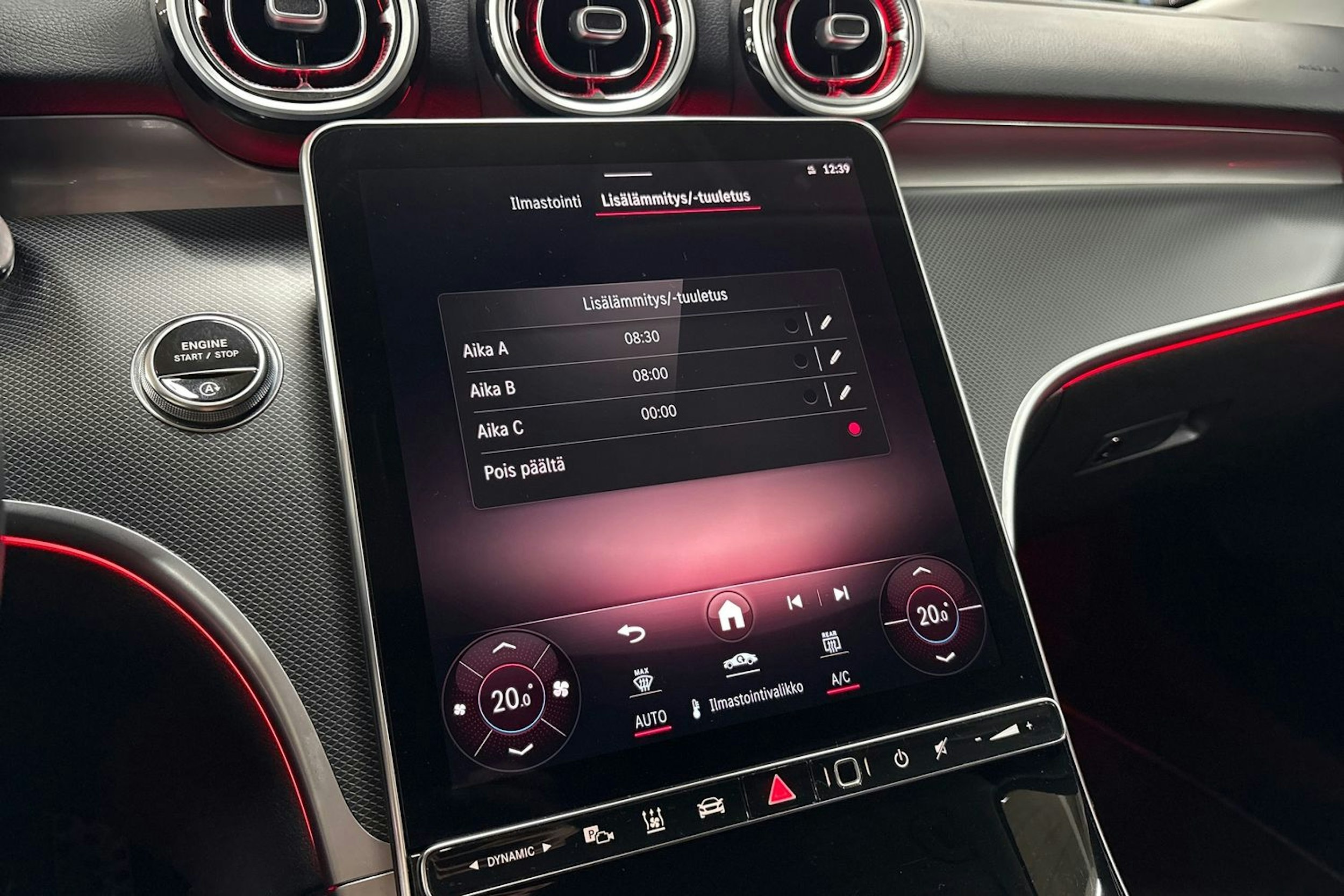 Musta Mercedes-Benz C 2023 kuva 17.