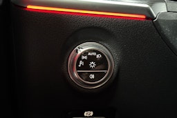 Musta Mercedes-Benz C 2023 kuva 22.