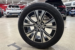 Musta Mercedes-Benz C 2023 kuva 27.