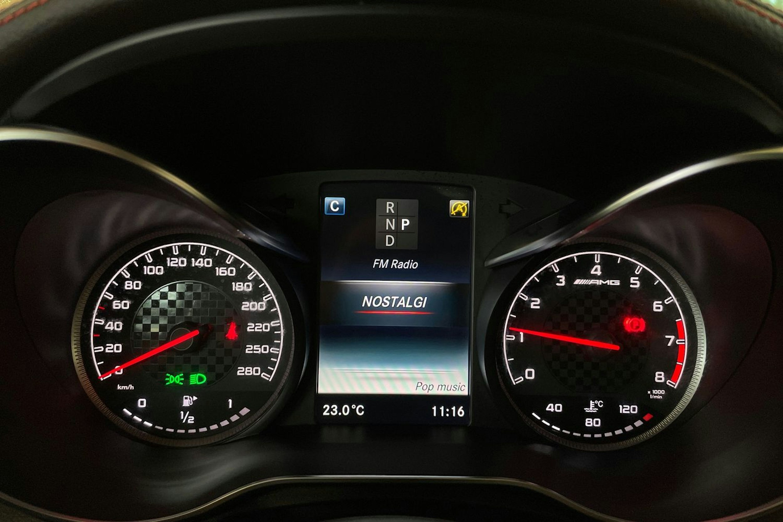 sininen Mercedes-Benz C 43 AMG 2017 kuva 18.