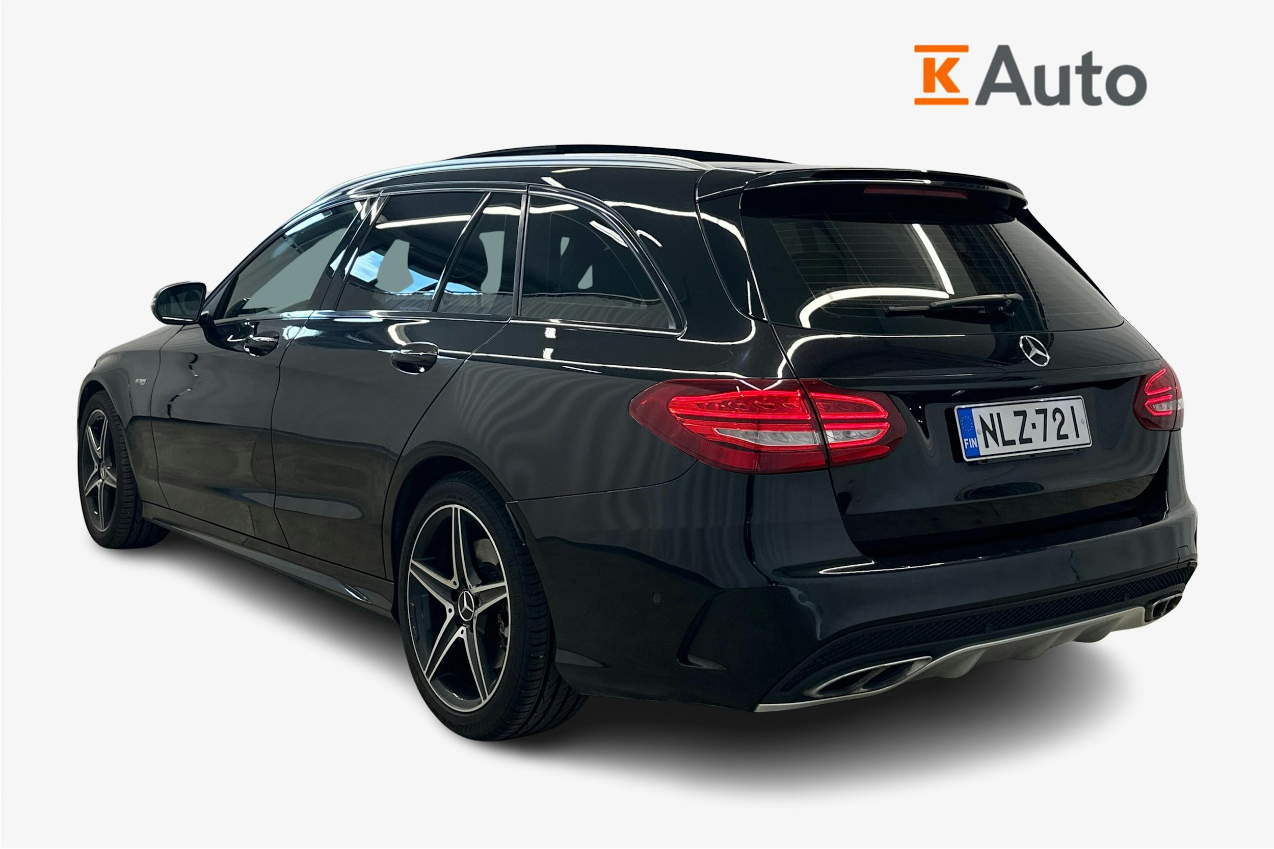 musta Mercedes-Benz C 43 AMG 2017 kuva 2.