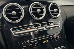 musta Mercedes-Benz C 43 AMG 2017 kuva 27.