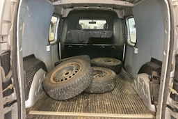 Harmaa Mercedes-Benz CITAN 2013 kuva 17.