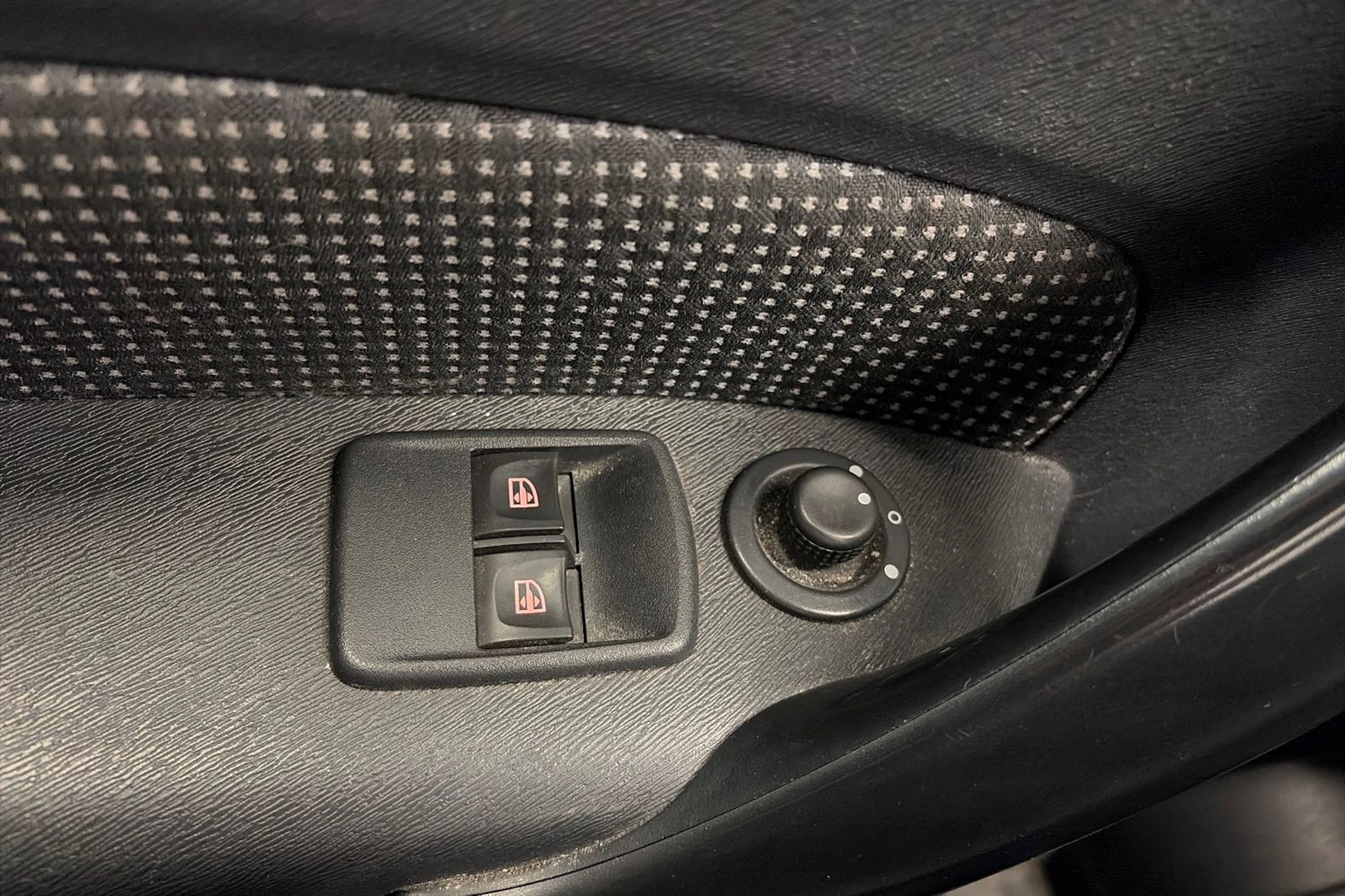 musta Mercedes-Benz Citan 2013 kuva 26.