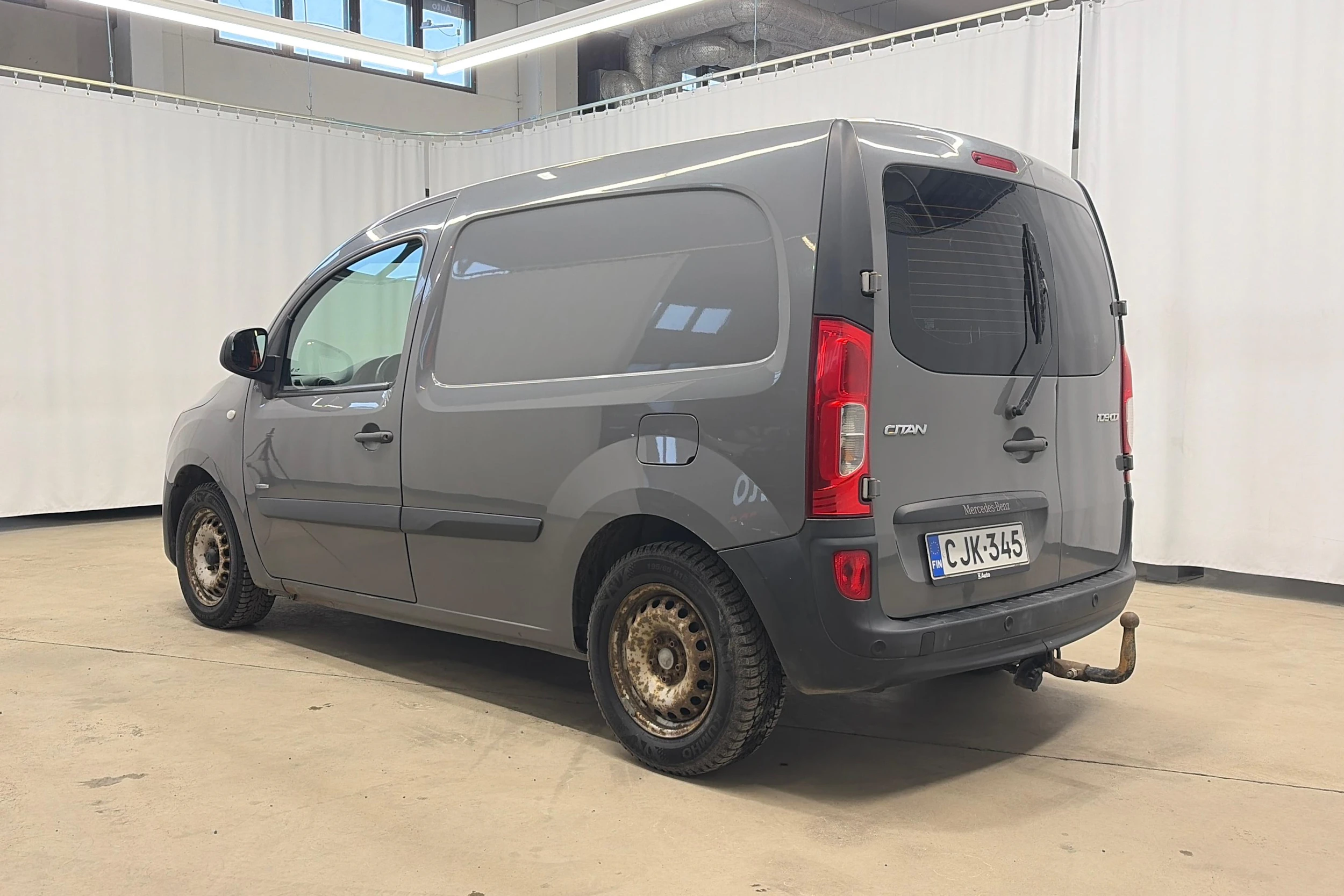 Harmaa Mercedes-Benz CITAN 2014 kuva 6.