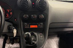 Harmaa Mercedes-Benz CITAN 2014 kuva 13.