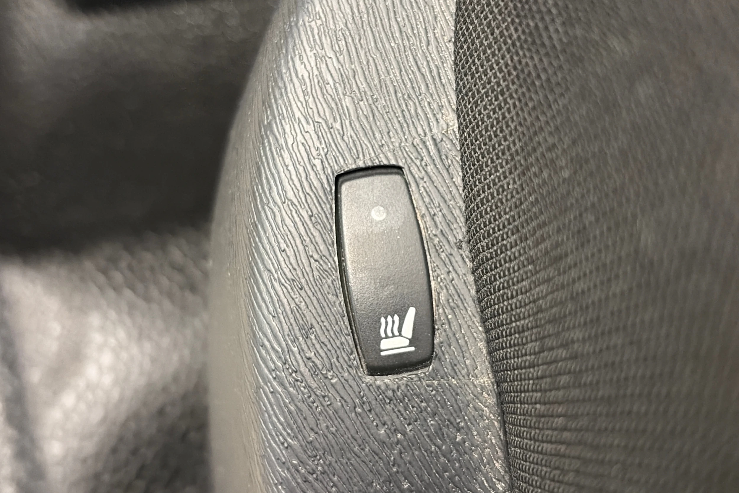 Harmaa Mercedes-Benz CITAN 2014 kuva 16.