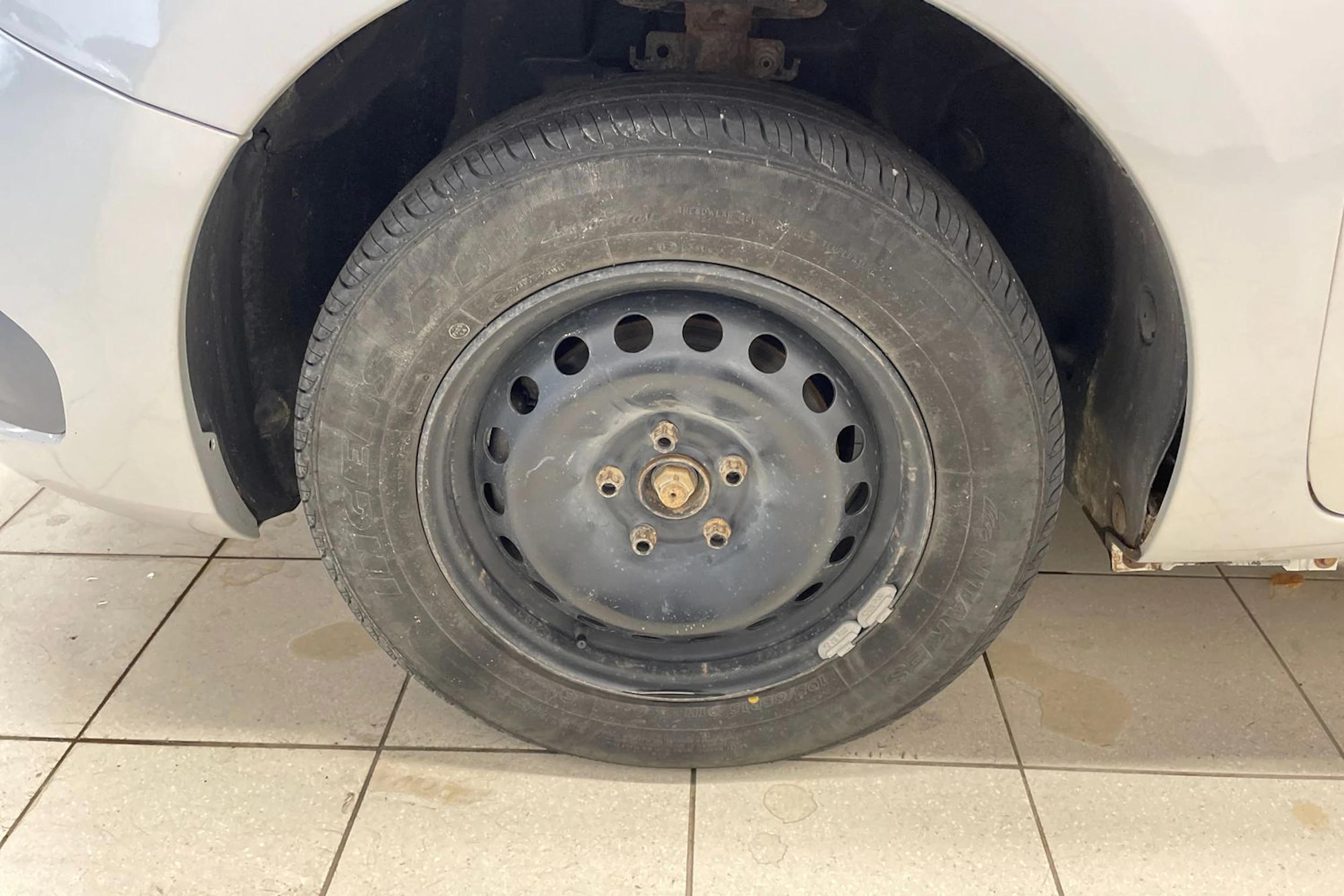 Harmaa Mercedes-Benz CITAN 2016 kuva 13.