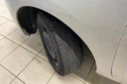 Harmaa Mercedes-Benz CITAN 2016 kuva 15.