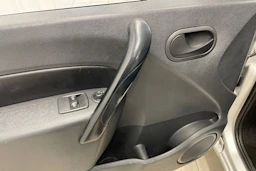 Harmaa Mercedes-Benz CITAN 2016 kuva 17.