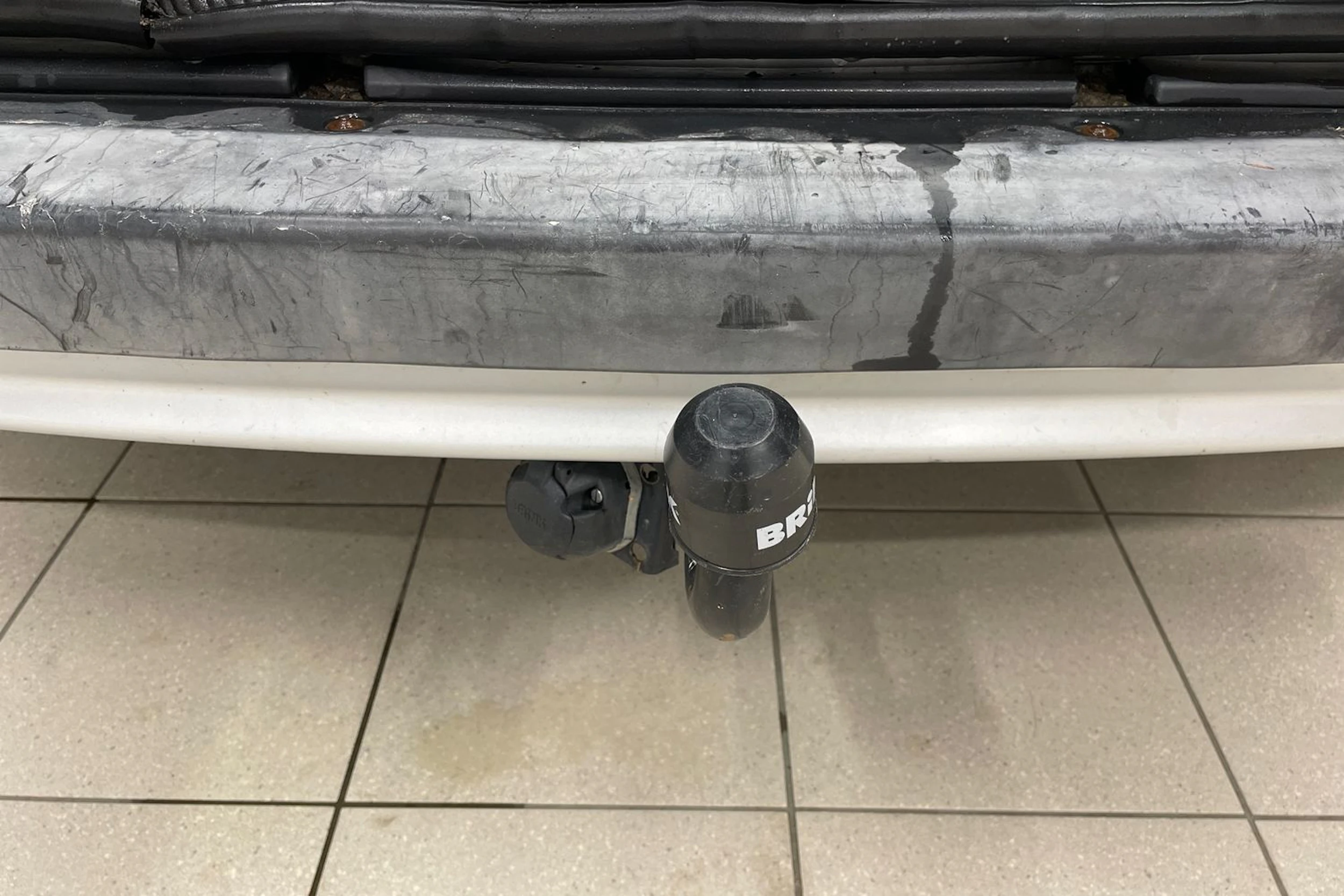 Harmaa Mercedes-Benz CITAN 2016 kuva 21.