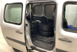 Harmaa Mercedes-Benz CITAN 2016 kuva 23.
