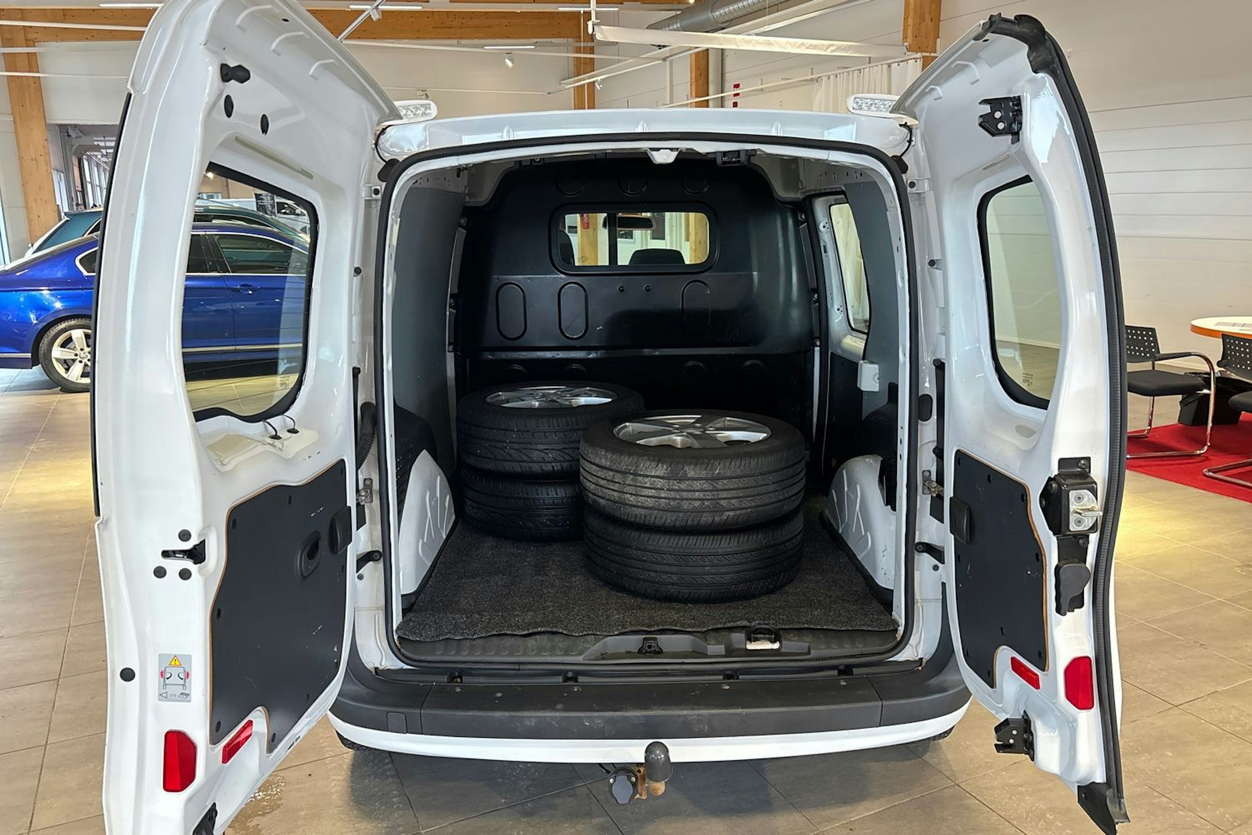 Valkoinen Mercedes-Benz CITAN 2020 kuva 15.