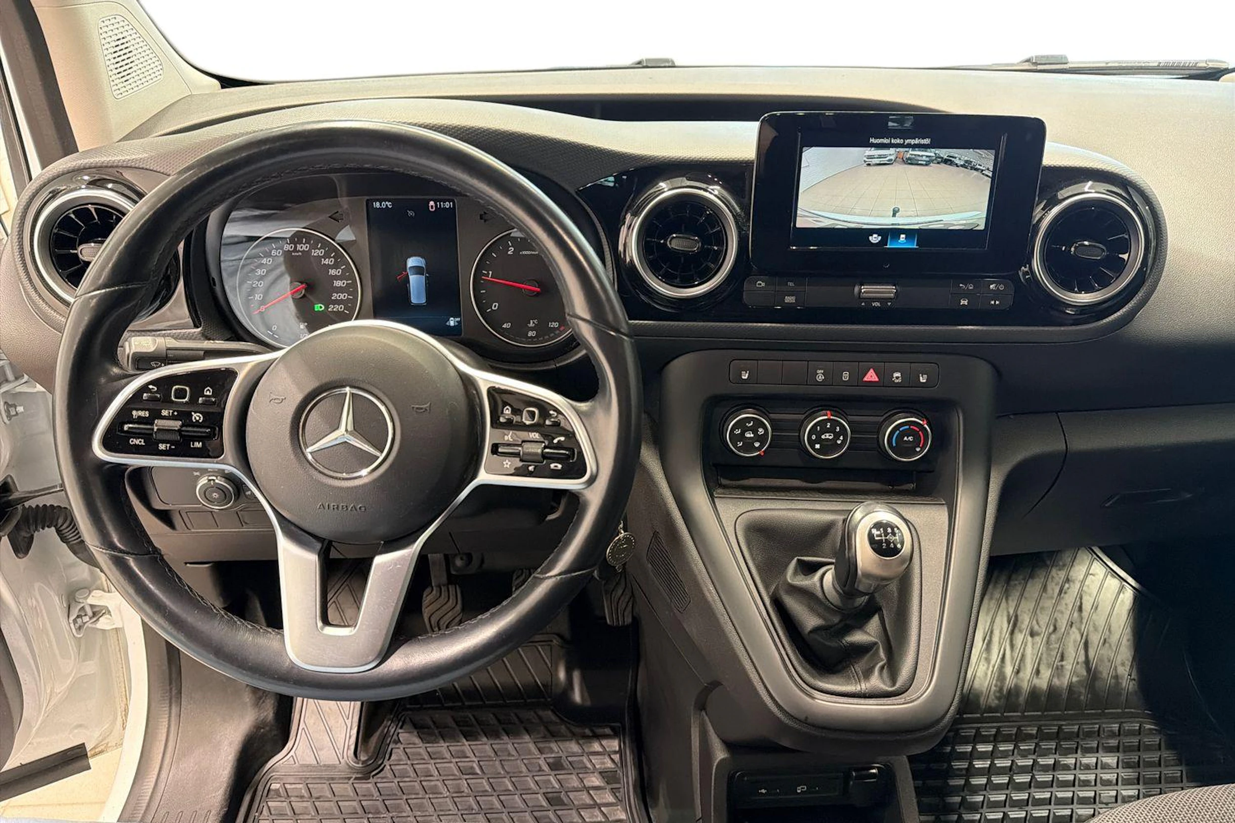 Valkoinen Mercedes-Benz CITAN 2022 kuva 9.