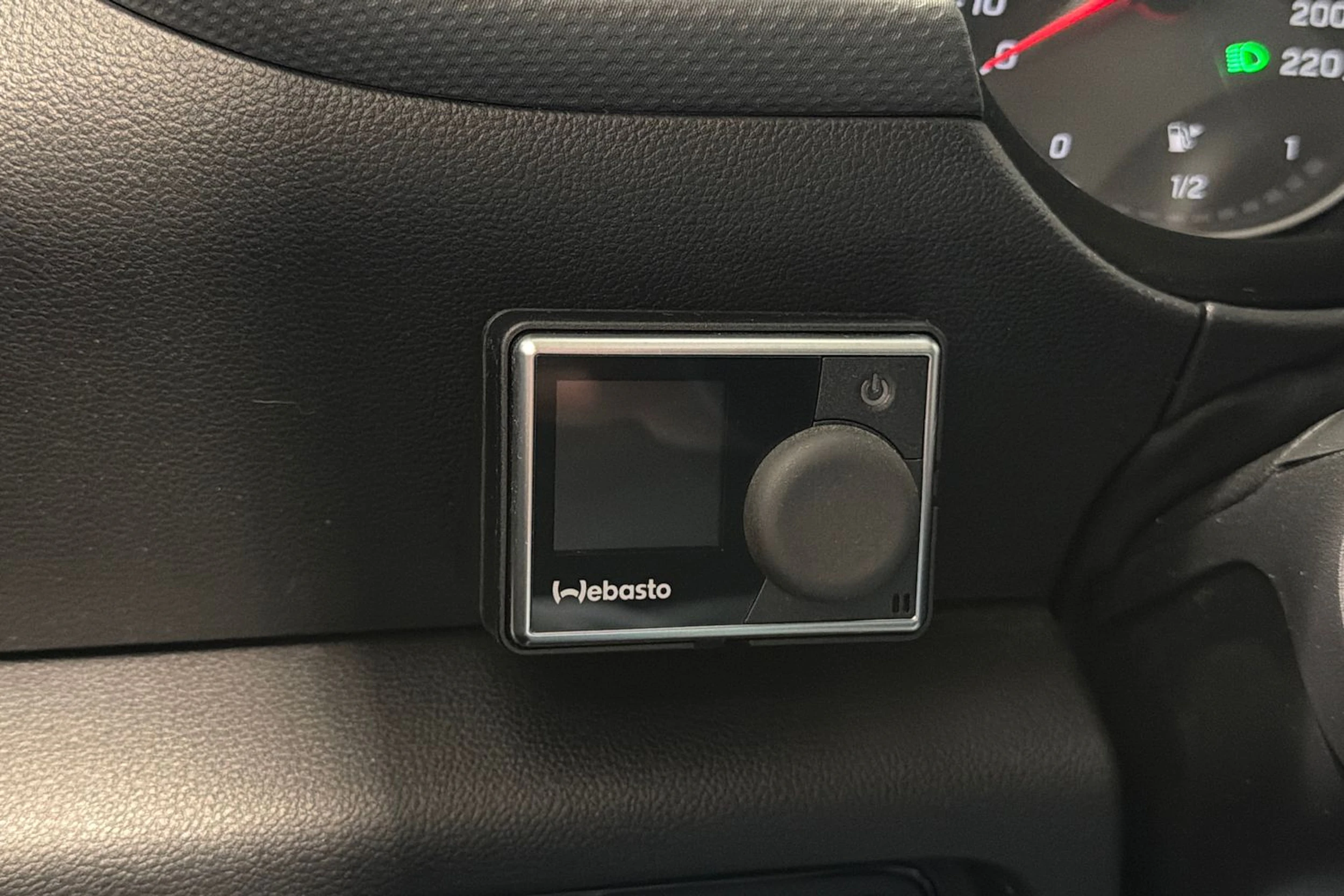 Valkoinen Mercedes-Benz CITAN 2022 kuva 16.