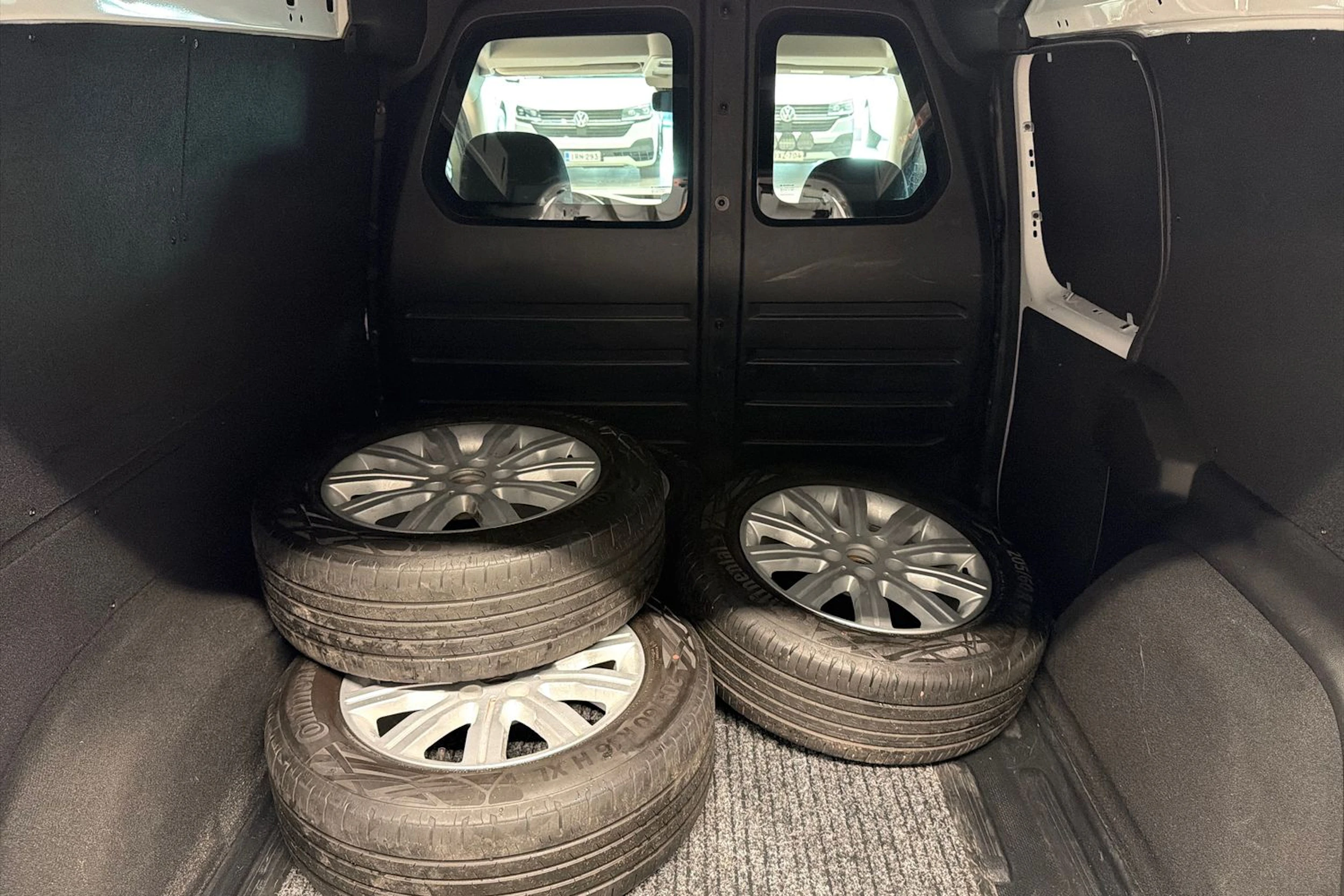 Valkoinen Mercedes-Benz CITAN 2022 kuva 31.