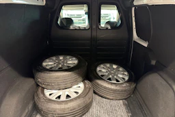 Valkoinen Mercedes-Benz CITAN 2022 kuva 31.