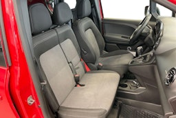 punainen Mercedes-Benz Citan 2022 kuva 10.