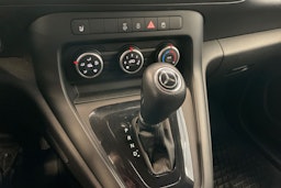 punainen Mercedes-Benz Citan 2022 kuva 16.
