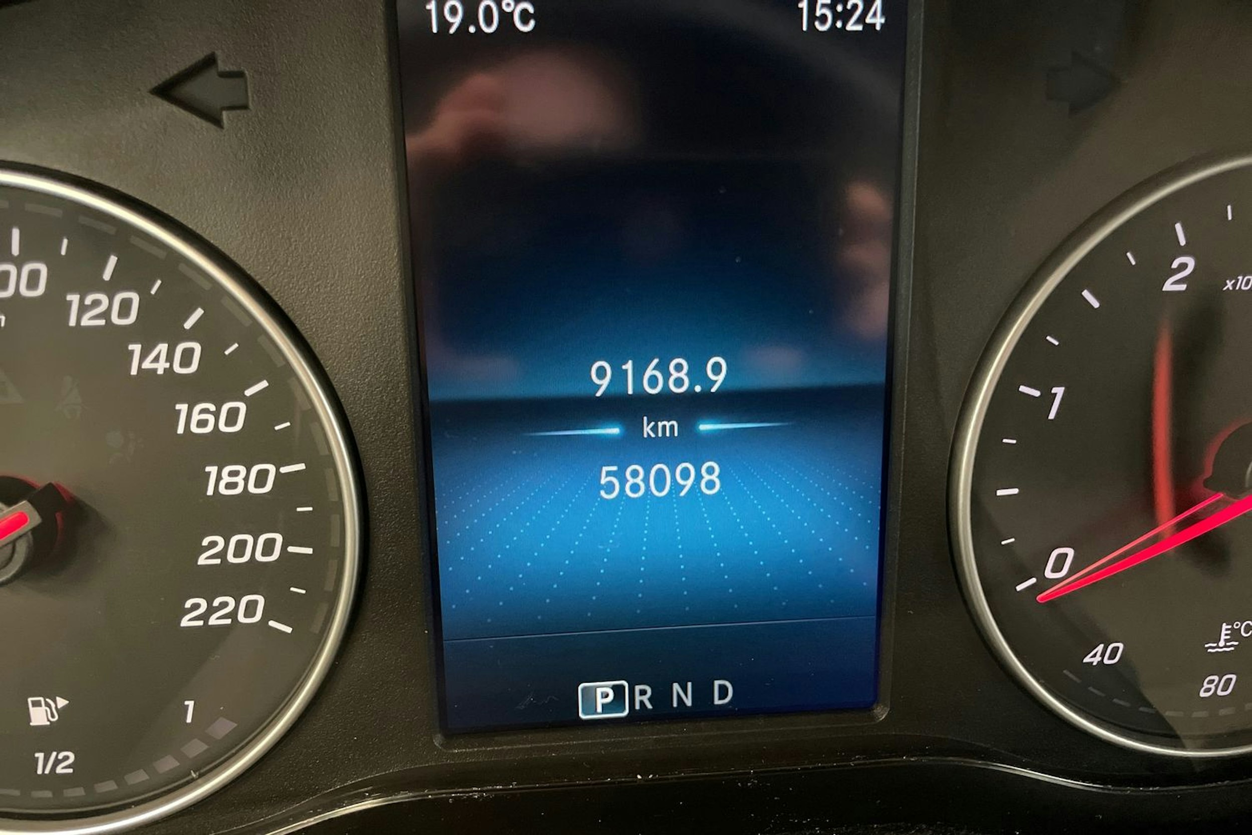 punainen Mercedes-Benz Citan 2022 kuva 24.