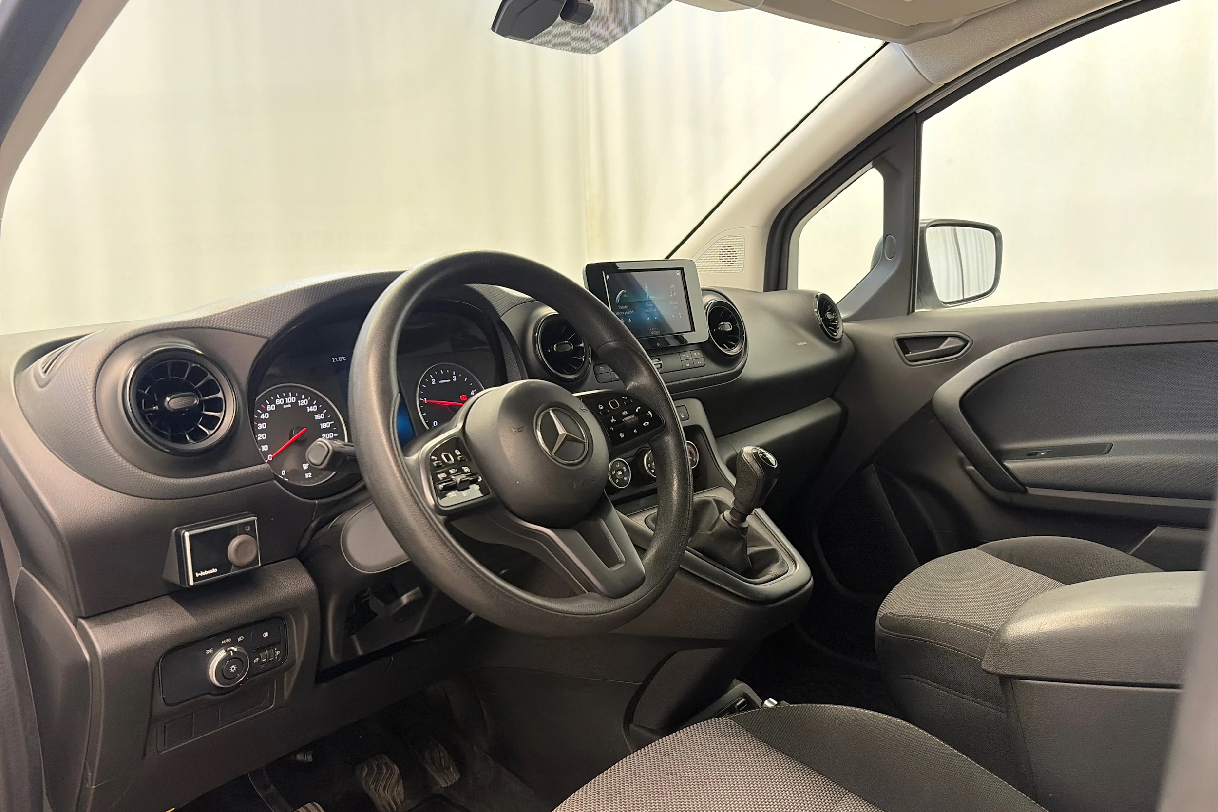 valkoinen Mercedes-Benz Citan 2022 kuva 10.