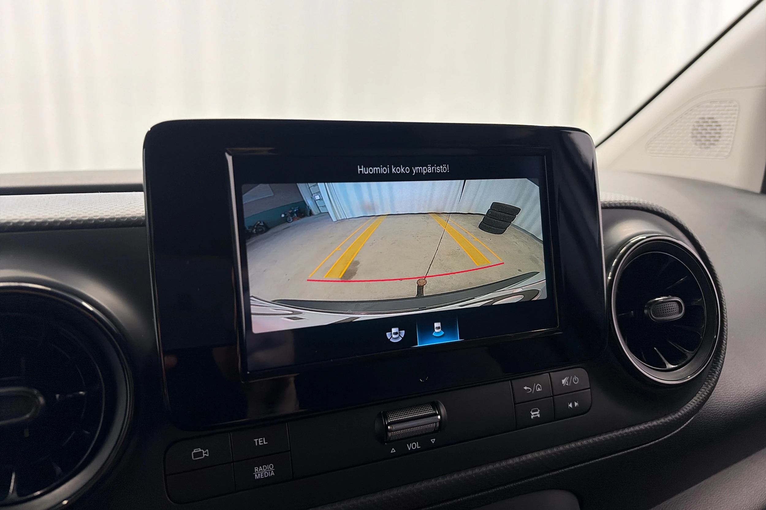 valkoinen Mercedes-Benz Citan 2022 kuva 17.